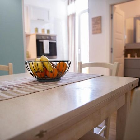Color Apartment 莫诺波利 外观 照片