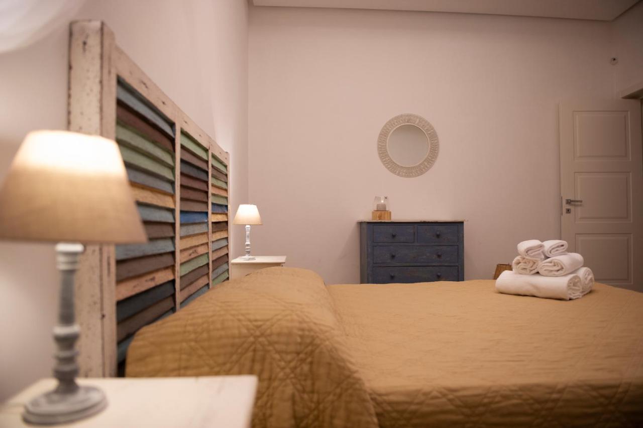 Color Apartment 莫诺波利 外观 照片