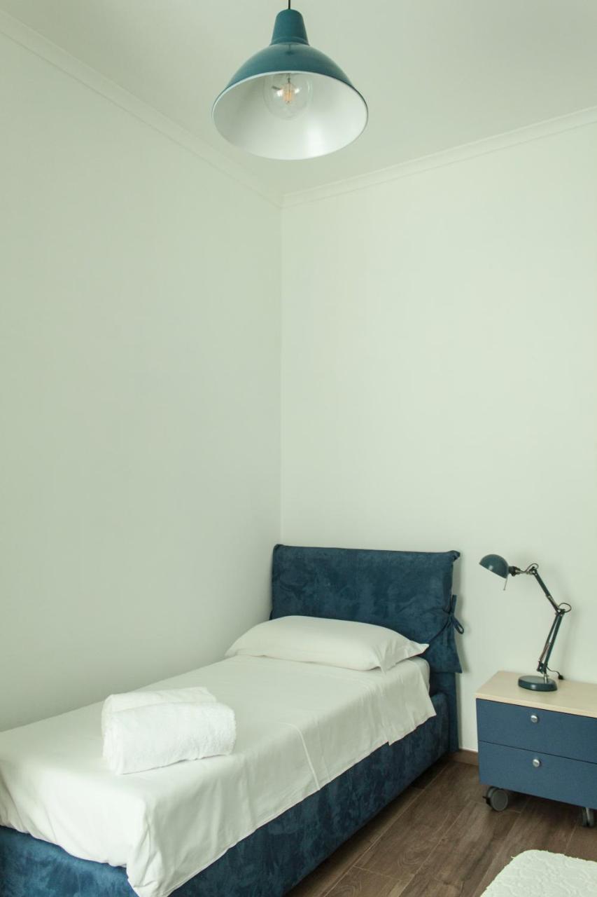 Color Apartment 莫诺波利 外观 照片